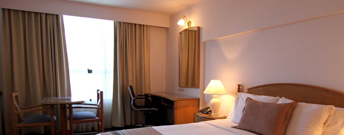 Crystal Palace Hotel Montevideo Esterno foto