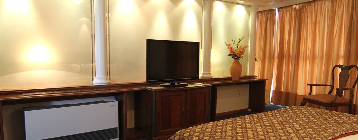 Crystal Palace Hotel Montevideo Esterno foto