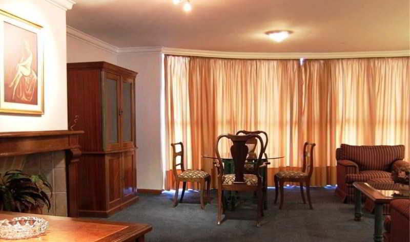 Crystal Palace Hotel Montevideo Esterno foto