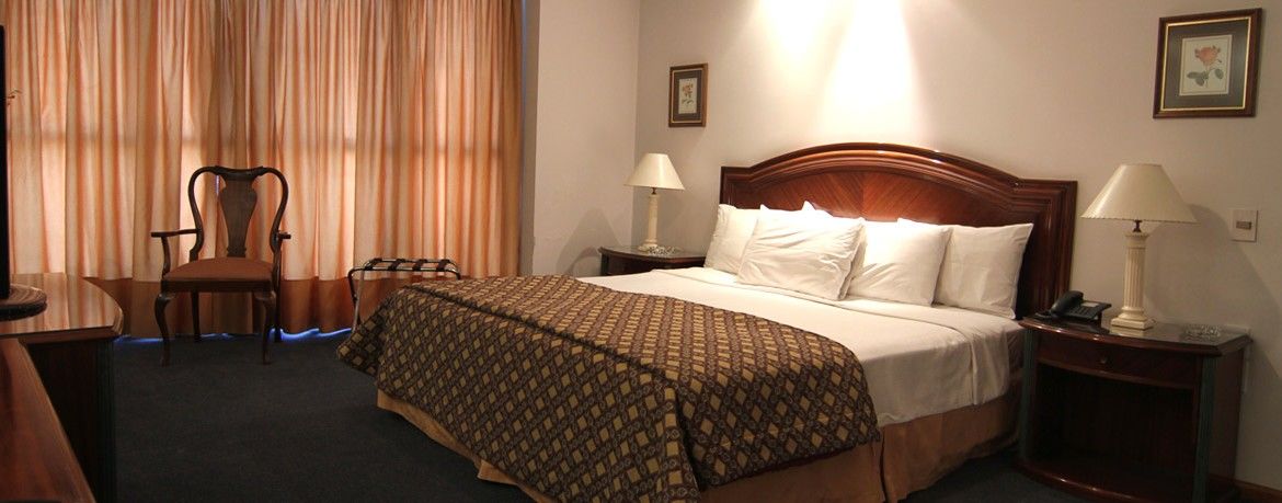 Crystal Palace Hotel Montevideo Esterno foto