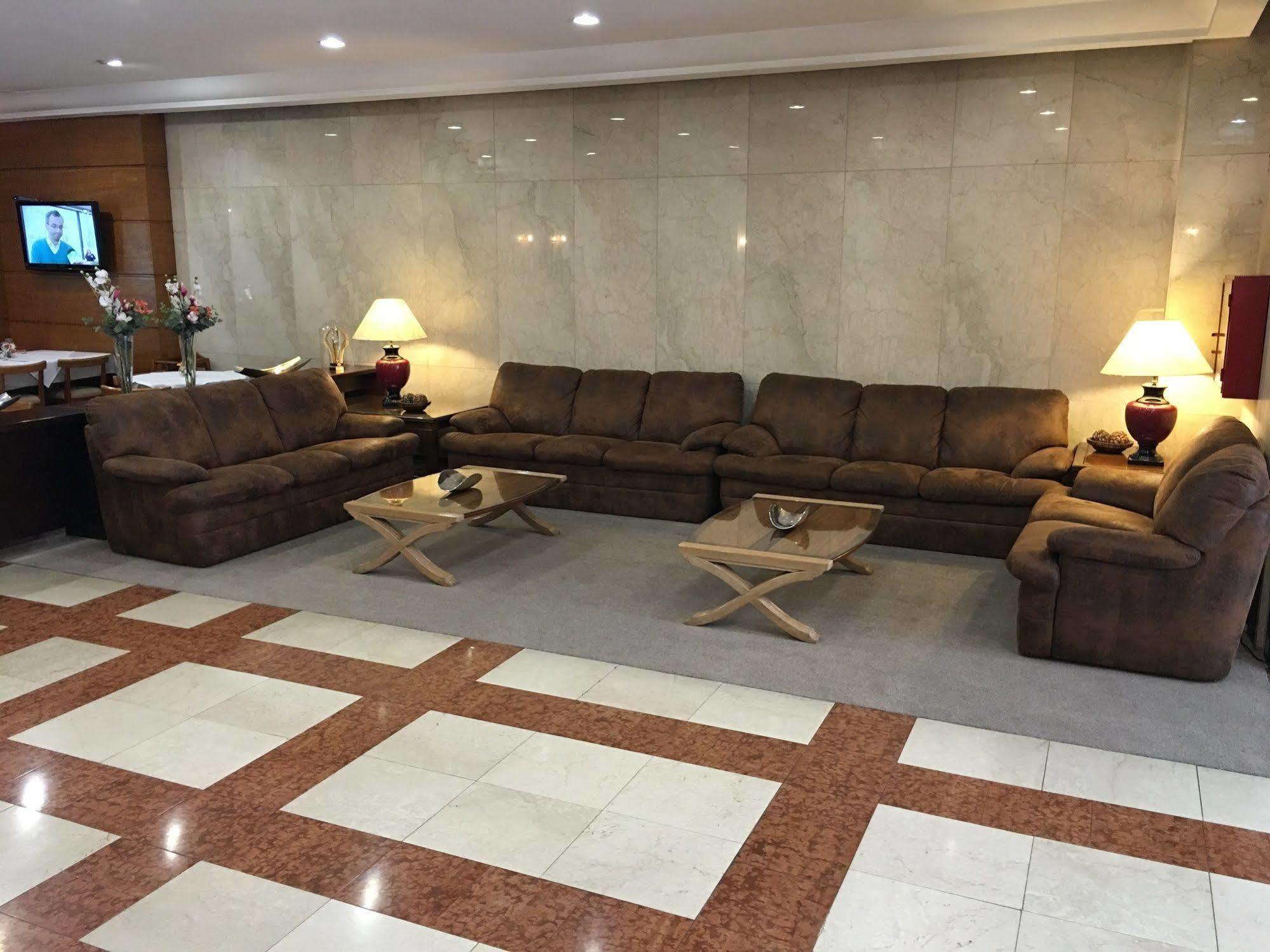 Crystal Palace Hotel Montevideo Esterno foto