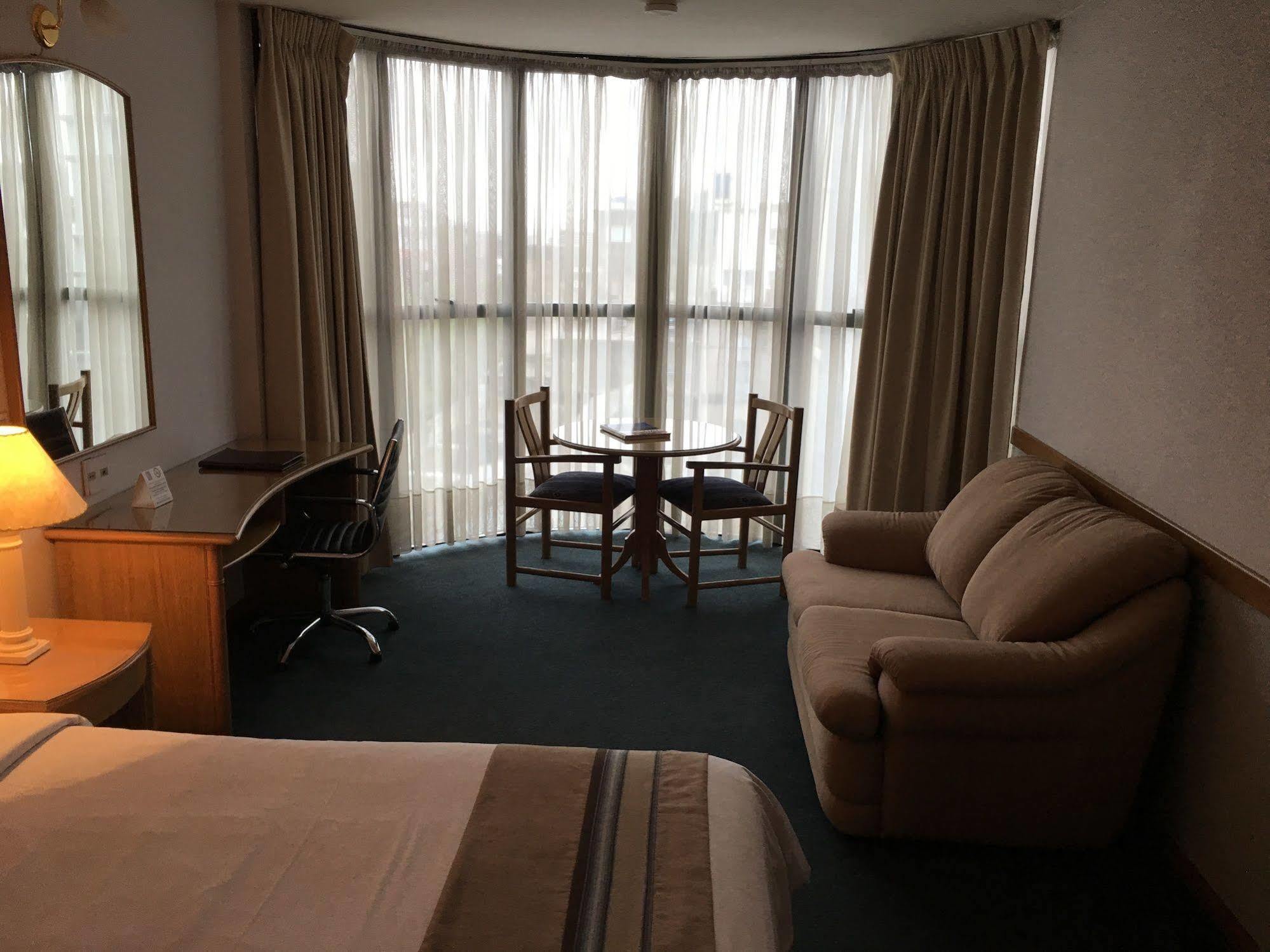 Crystal Palace Hotel Montevideo Esterno foto